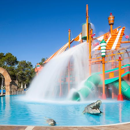 Invisa Hotel Club Cala Blanca Playa DPlaya Des Figueral Екстериор снимка