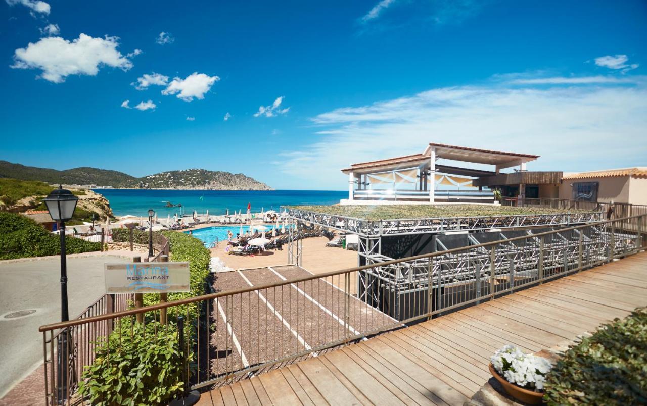 Invisa Hotel Club Cala Blanca Playa DPlaya Des Figueral Екстериор снимка